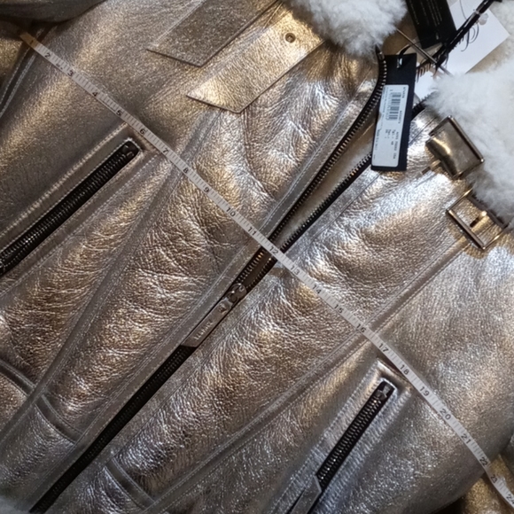 Versace Collection - Picture 4 of 8